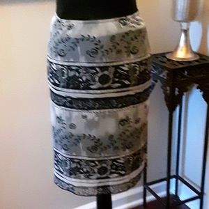 Candice Candice black gray floral skirt stripe sheer lined pull on style L EUC…